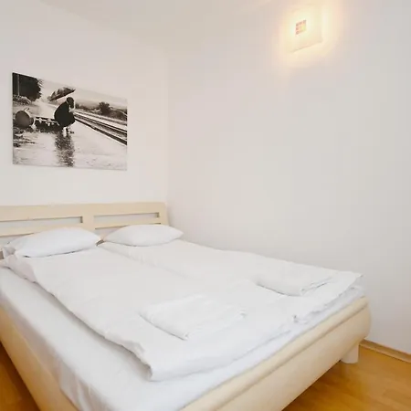 Gustowny Victus Z 1 Sypialnia By Renters *